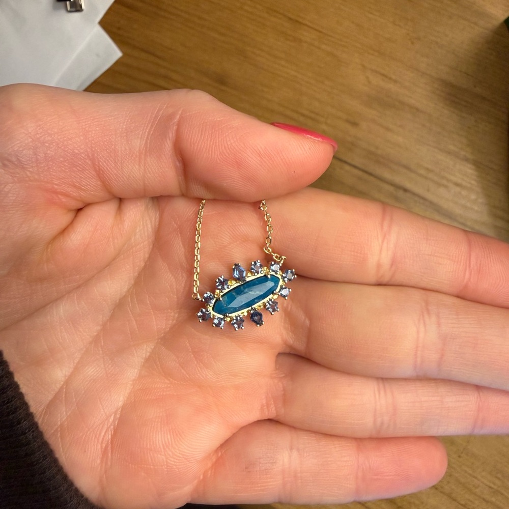 Kendra Scott Gold Necklace with Deep Blue Stone - Picture 2 of 3